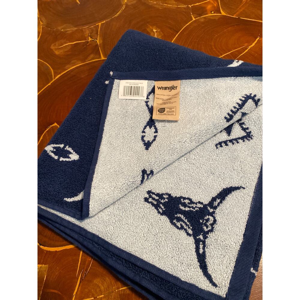 Wrangler - 1 Bath Towel and 1 Hand Towel - Picture 3 of 6